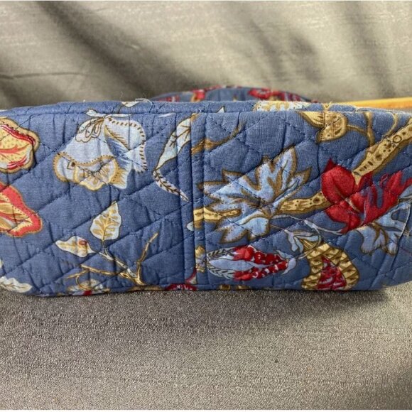 Appleseed Blue Floral Cloth Purse 10.5 x 7.5 x 5 w 9-18in adj hang - Picture 4 of 8